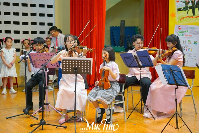 Ấn tượng màn hòa tấu, hòa giọng đặc biệt của thí sinh tại Lễ trao thưởng Giải Lê Quý Đôn- Ảnh 2.