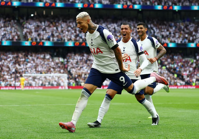 Dazzling double for Richarlison, winning return to Premier League for Sunderland- Ảnh 1. Dazzling double for Richarlison, winning return to Premier League for Sunderland- Ảnh 1.