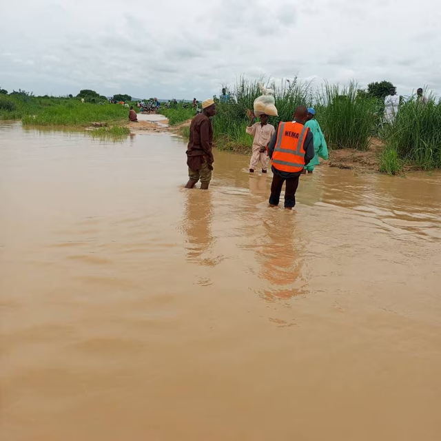 More than 40 missing in Nigeria boat accident, emergency agency says - Ảnh 1.
