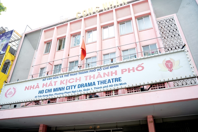 Theo bước chân lịch sử, 'chạm' dấu son hào hùng- Ảnh 2.