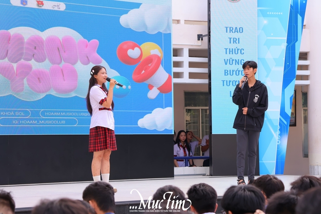 Học sinh Trường THPT Vĩnh Lộc nhảy random dance, làm quen các câu lạc bộ trong năm học mới- Ảnh 6.