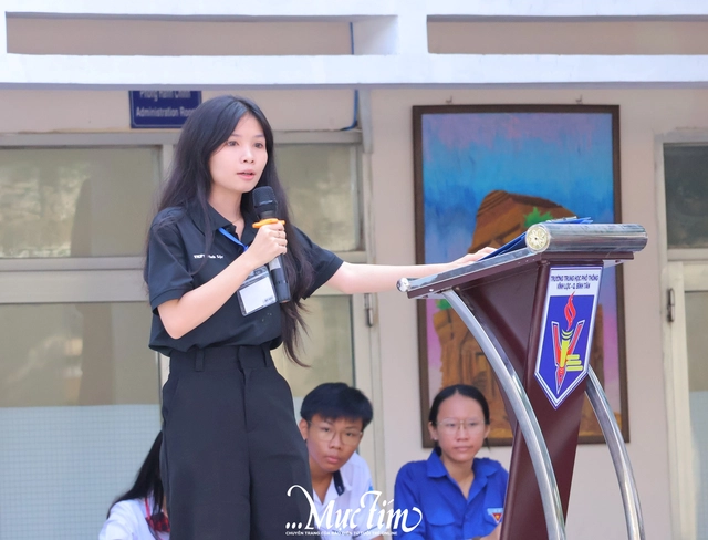 Học sinh Trường THPT Vĩnh Lộc nhảy random dance, làm quen các câu lạc bộ trong năm học mới- Ảnh 3.
