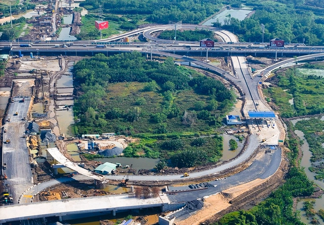 Vietnam opens Nhon Trach Bridge linking Dong Nai and Ho Chi Minh City - Ảnh 3.