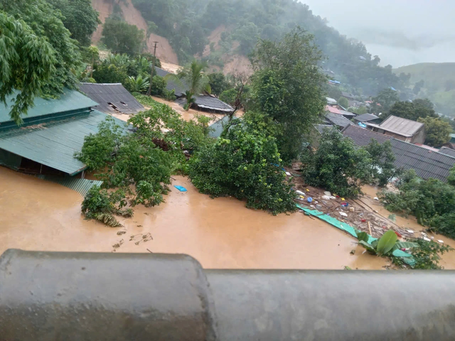 Thời tiết hôm nay ngày 2-8: Điện Biên, Lai Châu, Sơn La đề phòng lũ quét, sạt lở - Ảnh 1.