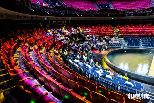 Ho Chi Minh City inaugurates multi-purpose circus and performing arts theater - Ảnh 3.