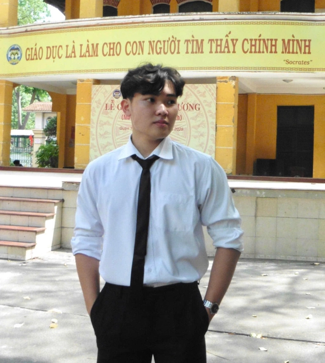 Đếm ngược giờ công bố điểm chuẩn: Sĩ tử 2k7 có tâm trạng ra sao?- Ảnh 3.