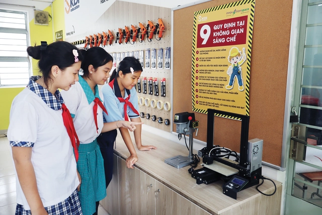 Rộn ràng năm học mới ở các trường qua ghi nhận của các phóng viên nhí- Ảnh 4.