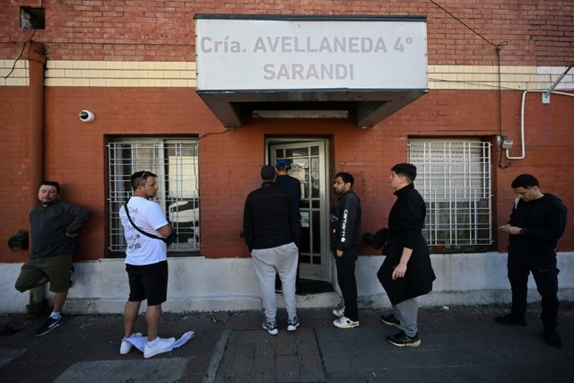 Chile, Argentina football fans trade blame over stadium violence - Ảnh 5. Chile, Argentina football fans trade blame over stadium violence - Ảnh 5.