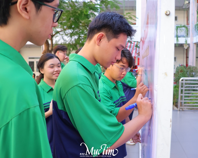 Hành trình mới đầy hứa hẹn của học sinh khối 10 Trường THPT Dương Văn Thì- Ảnh 4.
