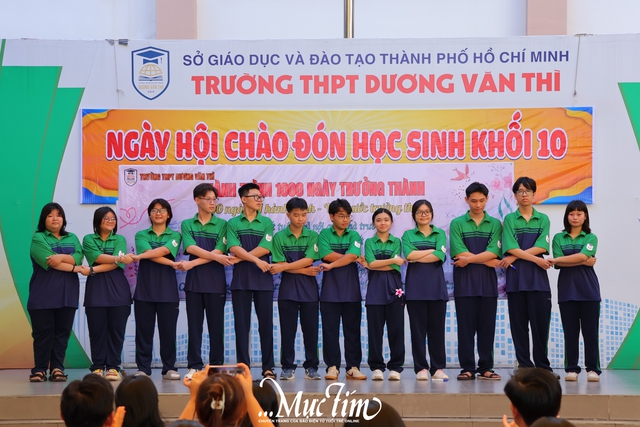 Hành trình mới đầy hứa hẹn của học sinh khối 10 Trường THPT Dương Văn Thì- Ảnh 5.