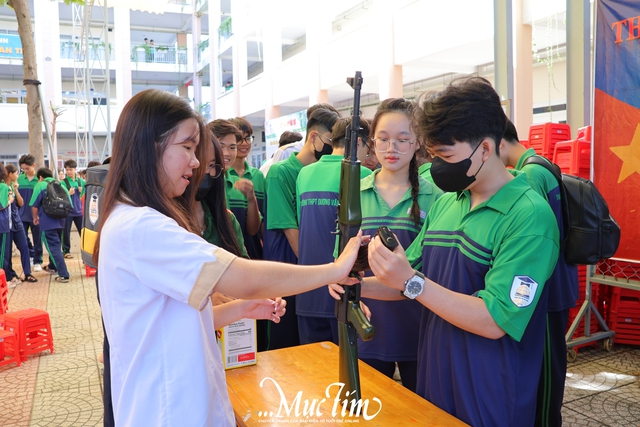 Hành trình mới đầy hứa hẹn của học sinh khối 10 Trường THPT Dương Văn Thì- Ảnh 16.