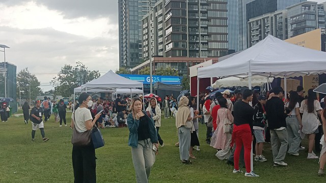 Sao nhập ngũ concert: Nhiều khán giả đến sớm trước 5 tiếng đồng hồ - Ảnh 4.