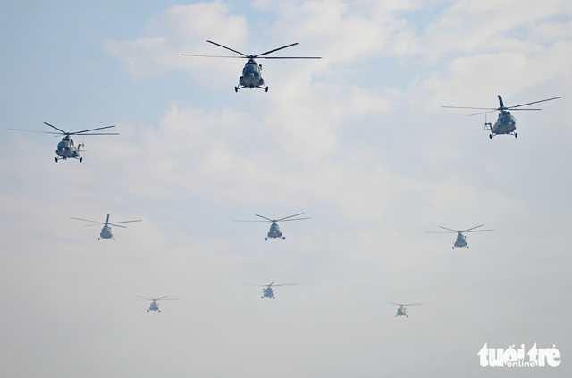 Spectacular aerial display over Hanoi’s Ba Dinh Square as preparation continues for National Day celebration
- Ảnh 2. Spectacular aerial display over Hanoi’s Ba Dinh Square as preparation continues for National Day celebration
- Ảnh 2.