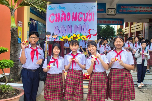 Học sinh Trường THCS Tân Quý Tây tìm hiểu ý nghĩa tên trường nhân dịp năm học mới - Ảnh 8.