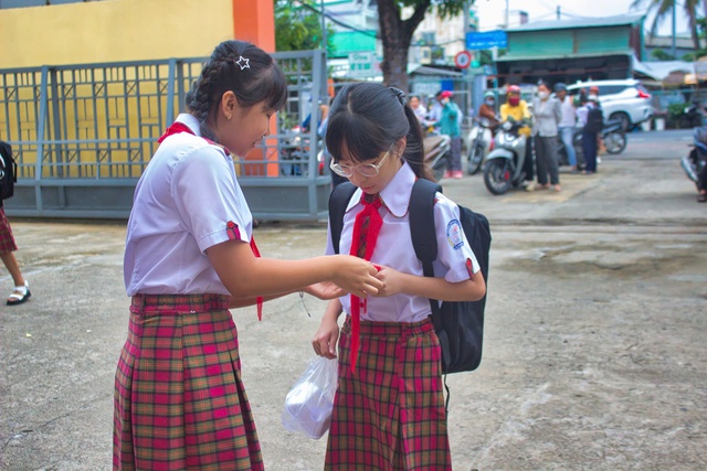 Học sinh Trường THCS Tân Quý Tây tìm hiểu ý nghĩa tên trường nhân dịp năm học mới - Ảnh 10.