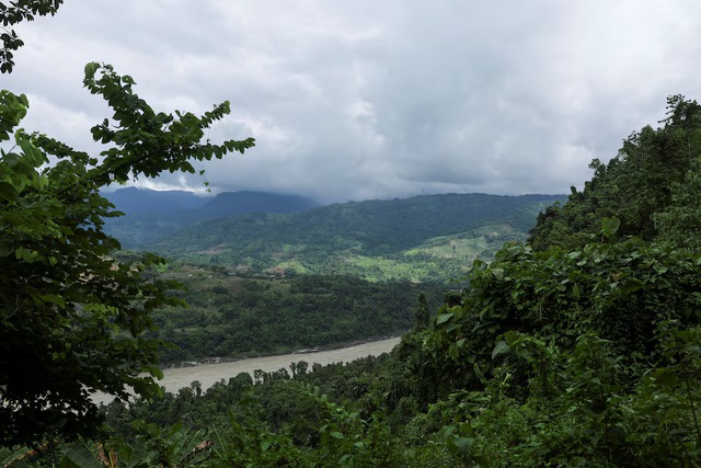 China's new mega dam triggers fears of water war in India- Ảnh 2. China's new mega dam triggers fears of water war in India- Ảnh 2.