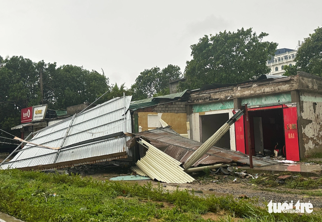 Storm Kajiki leaves widespread destruction across north-central Vietnam- Ảnh 16. Storm Kajiki leaves widespread destruction across north-central Vietnam- Ảnh 16.