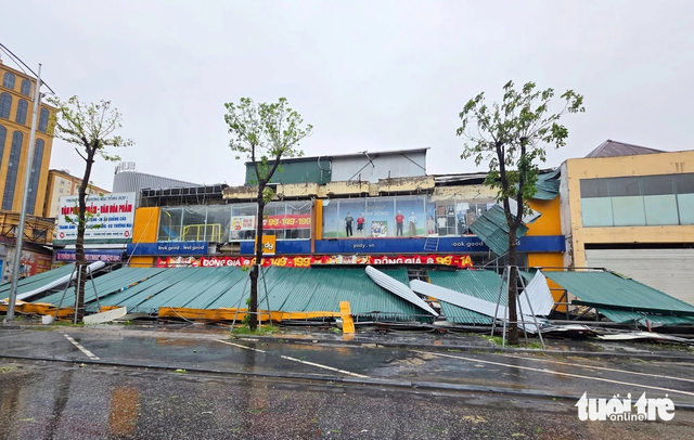 Storm Kajiki leaves widespread destruction across north-central Vietnam- Ảnh 18. Storm Kajiki leaves widespread destruction across north-central Vietnam- Ảnh 18.
