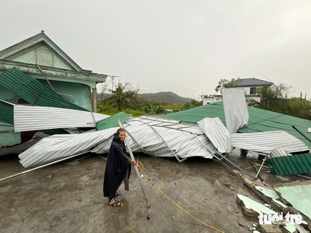 Storm Kajiki leaves widespread destruction across north-central Vietnam- Ảnh 3. Storm Kajiki leaves widespread destruction across north-central Vietnam- Ảnh 3.