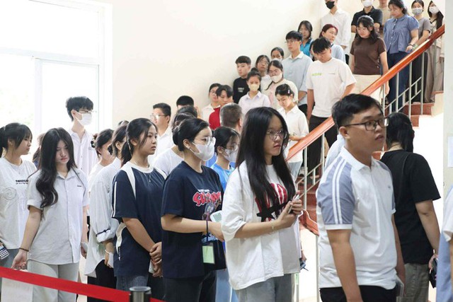 Trường đại học Ngân hàng TP.HCM thông báo giải quyết khiếu nại của thí sinh - Ảnh 1.