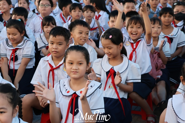 Tổng kết chương trình Sách báo trao tay - Điều hay sẽ đến: Tạm biệt mùa hè nhiều niềm vui!- Ảnh 20.