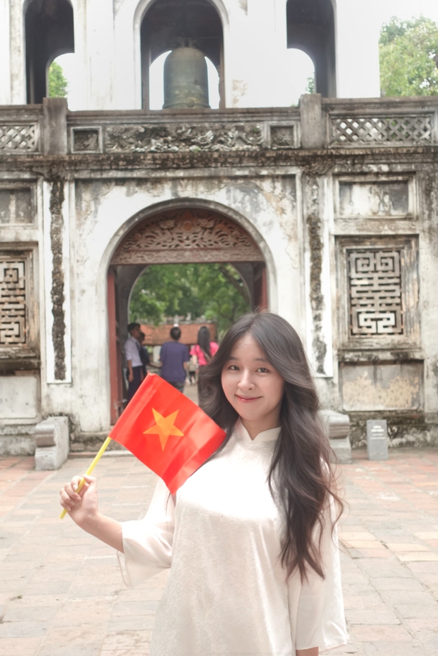 Hành trình 'tìm thấy chính mình' của nữ sinh Hà Nội - Ảnh 1.