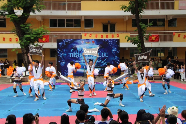 Trường THPT Nguyễn Thượng Hiền tuyển sinh 15 lớp 10 năm học 2026-2027- Ảnh 2. Trường THPT Nguyễn Thượng Hiền tuyển sinh 15 lớp 10 năm học 2026-2027- Ảnh 2.