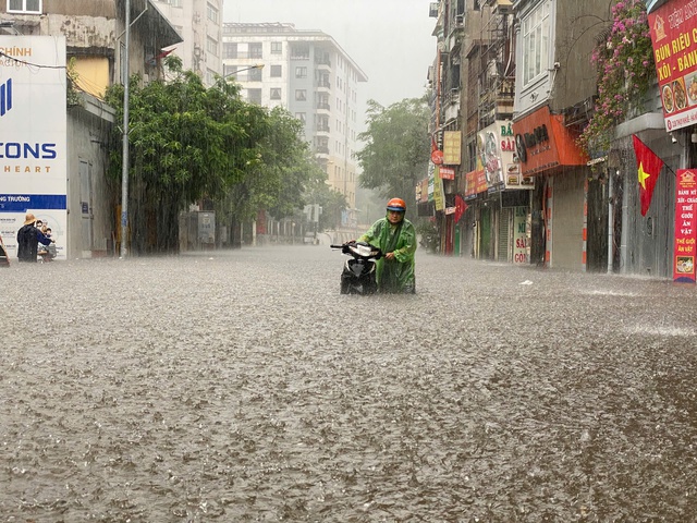 Northern, central Vietnam brace for heavy rains up to 600mm- Ảnh 1. Northern, central Vietnam brace for heavy rains up to 600mm- Ảnh 1.