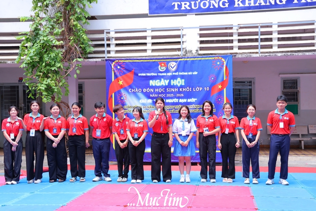 Trường THPT Gò Vấp tưng bừng chào đón học sinh khối 10 - Ảnh 18.