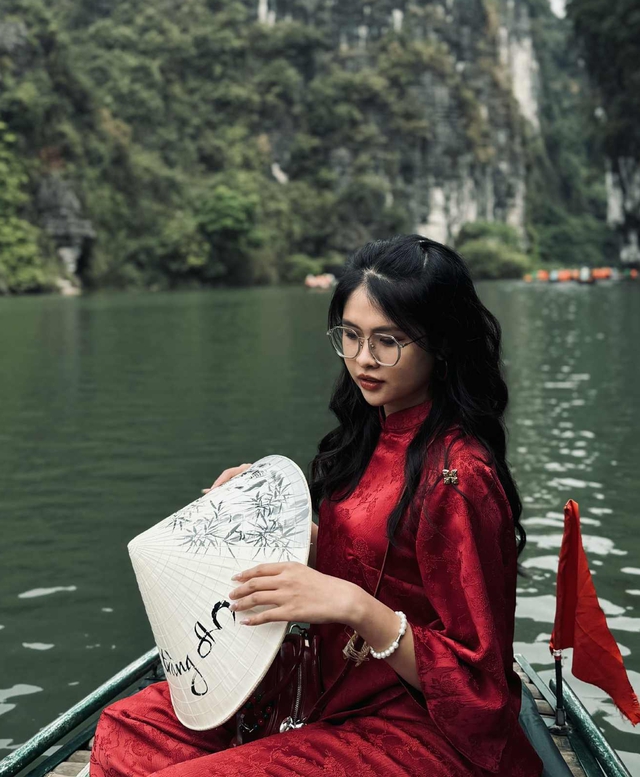 Có một 'Mưa đỏ' thật đẹp qua nét vẽ của nhóm bạn trẻ TP Hải Phòng- Ảnh 2.