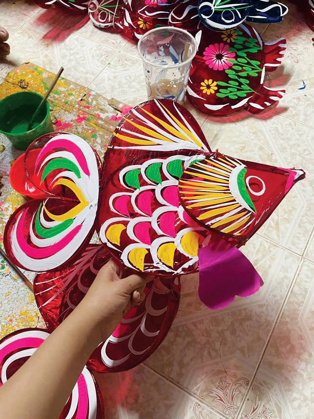 Hơi thở làng nghề giữa lòng phố thị - Ảnh 1.