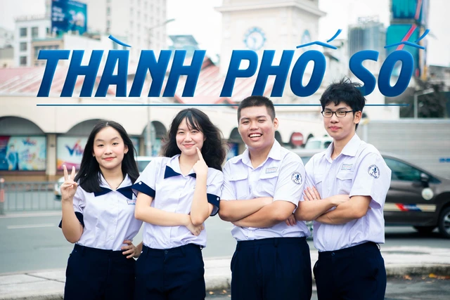 Teen Trường THPT chuyên Trần Đại Nghĩa làm vlog về thành phố số - Ảnh 1.