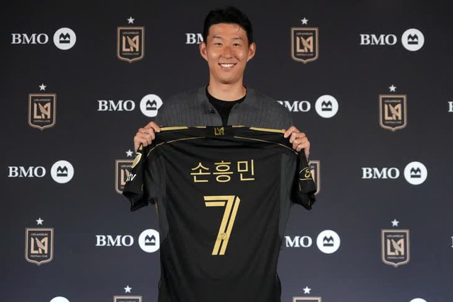 Son Heung Min tạm biệt Tottenham, khép lại 'hành trình đẹp nhất' trên sân cỏ xứ sương mù - Ảnh 1.