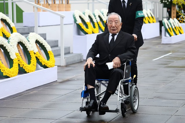 Nagasaki mayor warns of nuclear war as city marks 80 years since A-bomb - Ảnh 3. Nagasaki mayor warns of nuclear war as city marks 80 years since A-bomb - Ảnh 3.