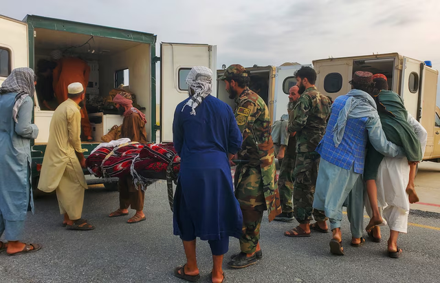 Afghan earthquake of magnitude 6 kills 622, injures over 1,500 - Ảnh 1.