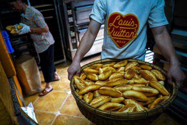 Baguette? No, banh mi: Vietnam celebrates independence from French rule - Ảnh 3.