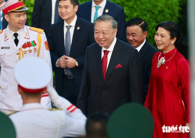 LIVE: Vietnam stages military parade to mark 80th National Day- Ảnh 7. LIVE: Vietnam stages military parade to mark 80th National Day - Ảnh 28.