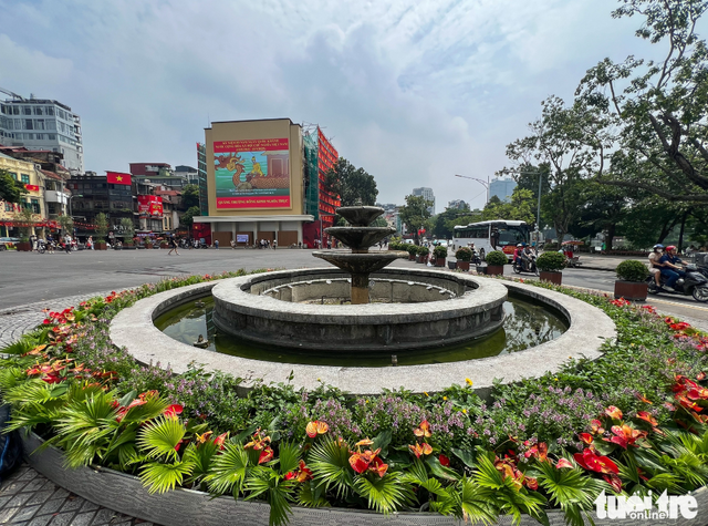 Hanoi’s Dong Kinh Nghia Thuc Square gets spacious new look 
- Ảnh 4.