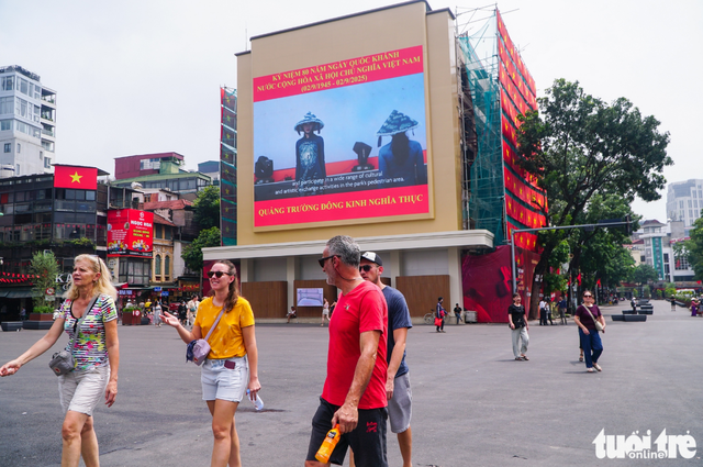 Hanoi’s Dong Kinh Nghia Thuc Square gets spacious new look 
- Ảnh 8.