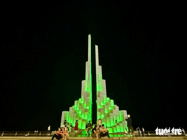 Vietnam restores lighting at landmark tower after months of disrepair- Ảnh 1. Vietnam restores lighting at landmark tower after months of disrepair- Ảnh 1.
