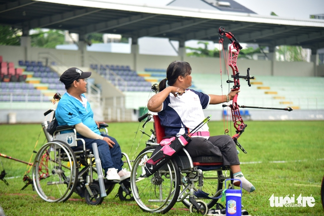 Archery competition heats up at National Sports Championship for the Disabled in Ho Chi Minh City - Ảnh 6. Archery competition heats up at National Sports Championship for the Disabled in Ho Chi Minh City - Ảnh 6.