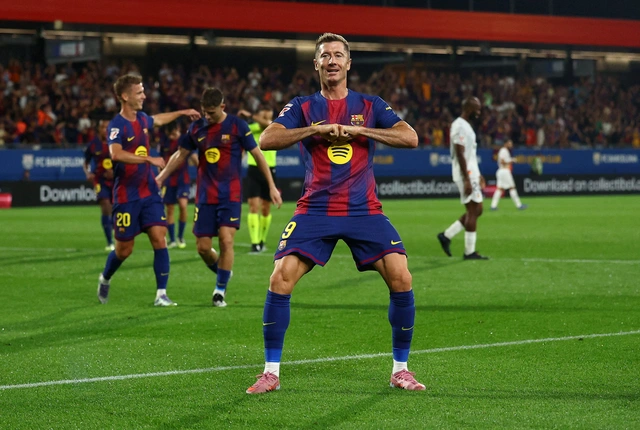 Barcelona thắng 6-0 Valencia trong ngày thiếu Lamine Yamal - Ảnh 1.