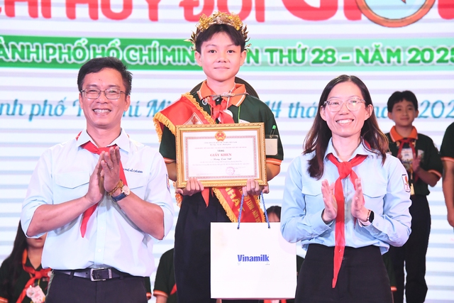 Hội đồng Đội TP.HCM khen thưởng 150 Chỉ huy Đội giỏi cấp thành phố - Ảnh 5.