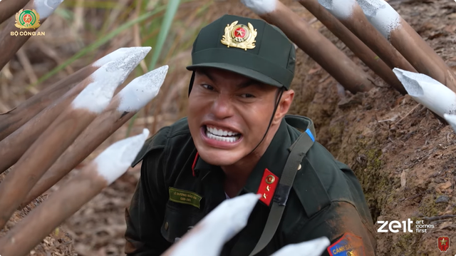 Chiến sĩ quả cảm tập 8: Ngô Kiến Huy chấn thương, Tiến Luật gây bất ngờ- Ảnh 3.