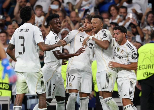 Real Madrid, Arsenal thắng trận ra quân Champions League - Ảnh 1.