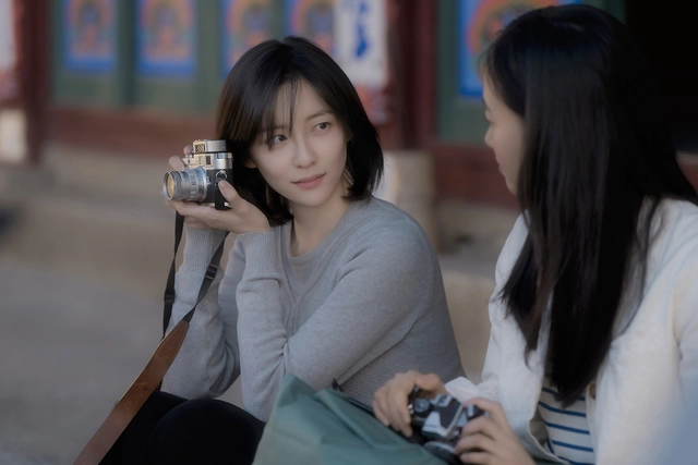 Park Ji Hyun đột phá với You and everything else sau thời gian kém tiếng - Ảnh 1.