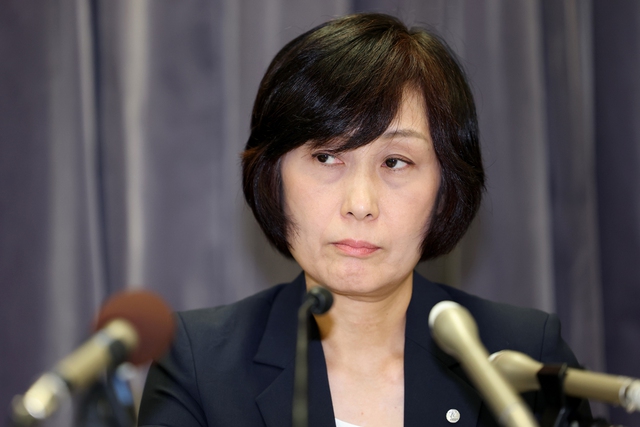 JAL to punish president, 36 others over pilot drinking scandal- Ảnh 1.