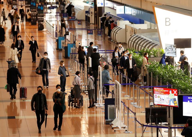 Haneda security inspector allegedly steals cash from passenger- Ảnh 1. Haneda security inspector allegedly steals cash from passenger- Ảnh 1.