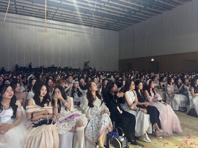 Anh trai Hùng Huỳnh khiến fan phát cuồng vì điệu khiêu vũ độc lạ cùng Huỳnh Lập - Ảnh 3.