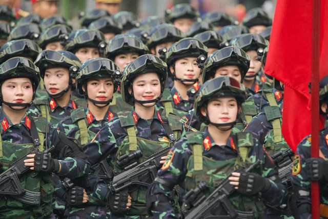 LIVE: Vietnam stages military parade to mark 80th National Day - Ảnh 14.